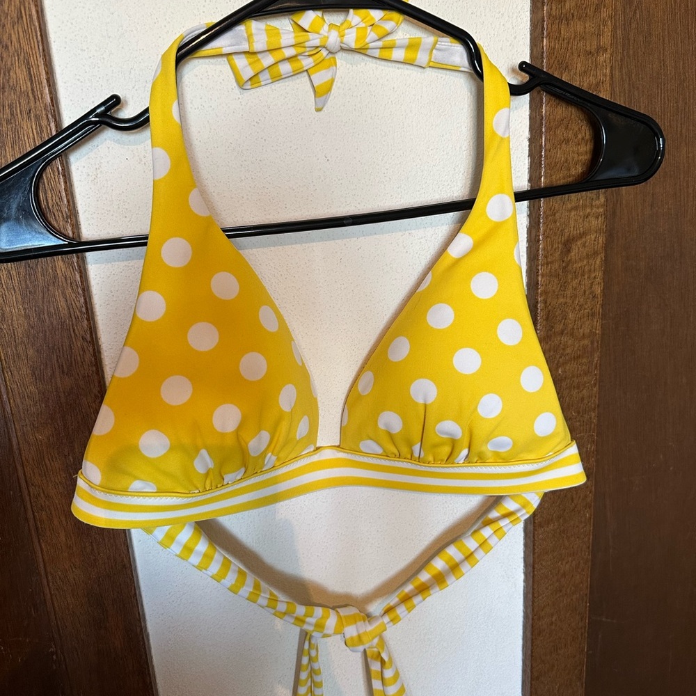 Victoria’s Secret Swimsuit Top